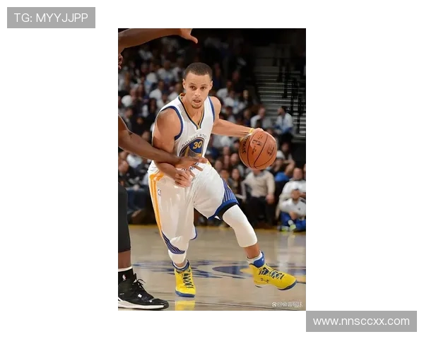 库里谈脸上血痕源自对阵湖人一战实际伤势并未如外表严重